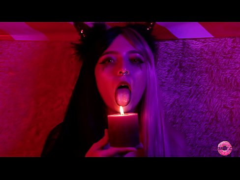❤️ Blowjob Passjonat minn Succubus Sexy b'Sodisfar tal-Ħalq ❤ Vidjow porn lilna ❤