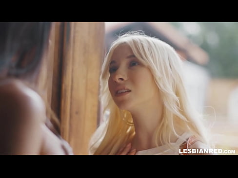 ❤️ It-tifla tiġi d-dar ftit xhur wara u tispiċċa tiekol il-pussy tal-stema taghha ❤ Vidjow porn lilna ❤